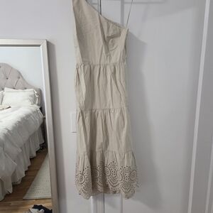 NWOT GAP Cream One-Shoulder Dress